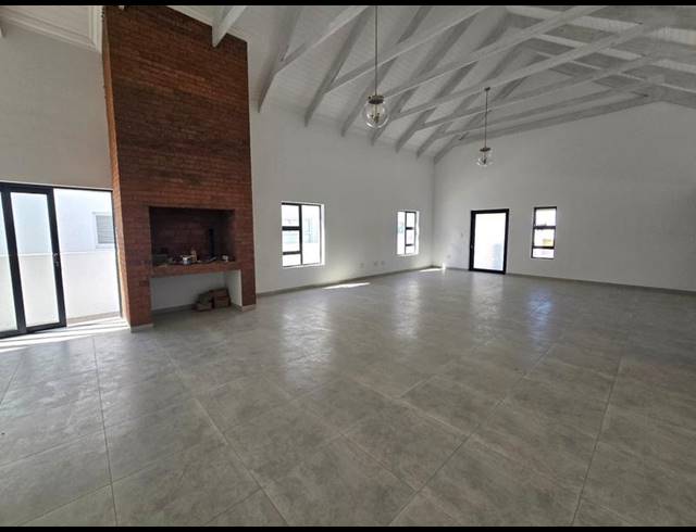 3 BEDROOM HOUSE FOR SALE IN BRITANNIA BAY